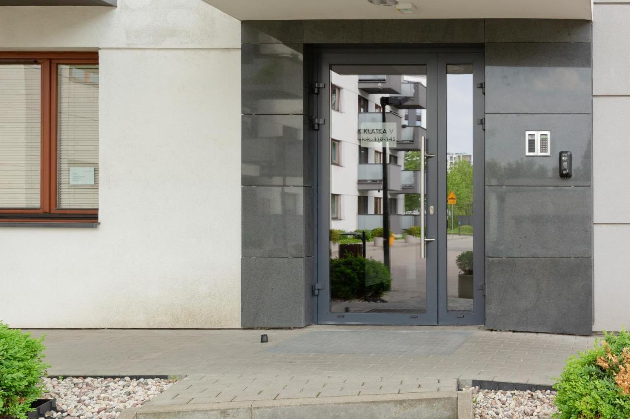 Airport Kłobucka By Renters Apartament *