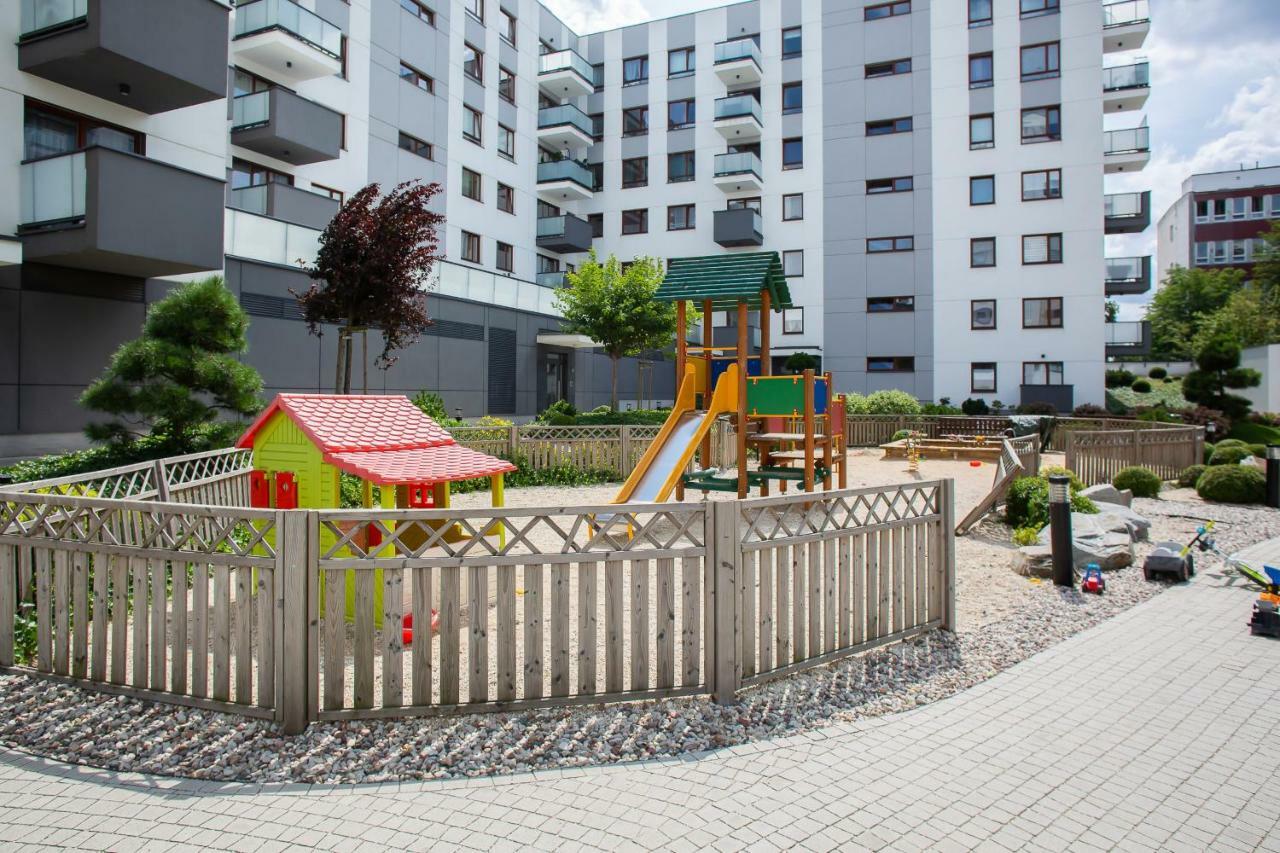 Airport Kłobucka By Renters Apartament *